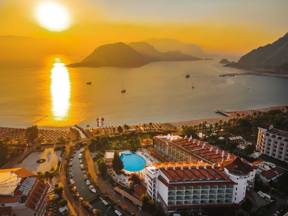 MARTI La Perla - Marmaris, Egejska regija - slika 1